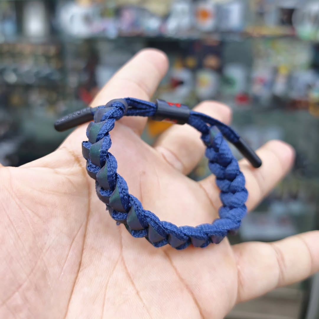 Paracord Bracelet - alternate view