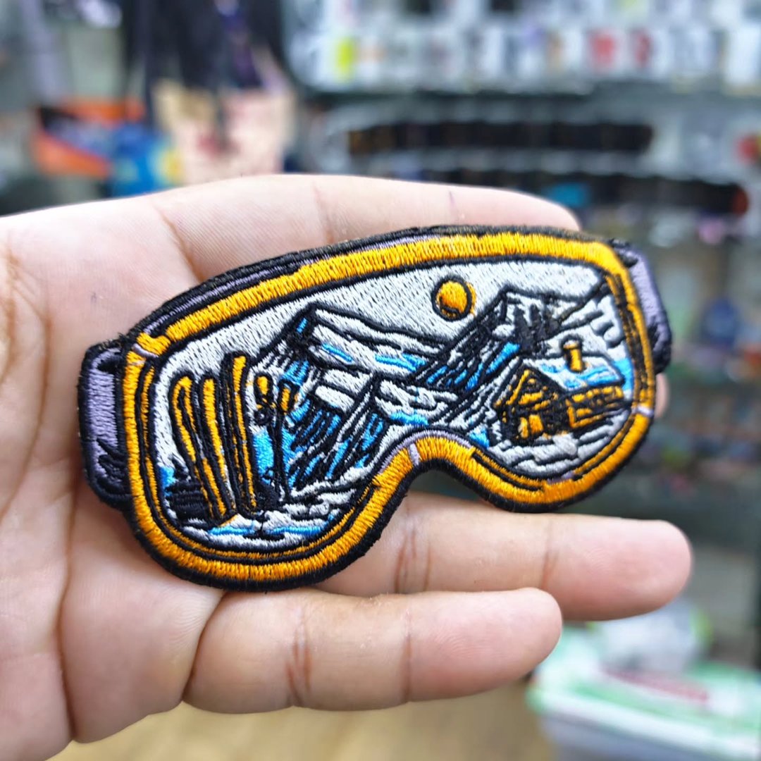 Embroidered Patch Ski Adventure 110 x 55 MM - alternate view