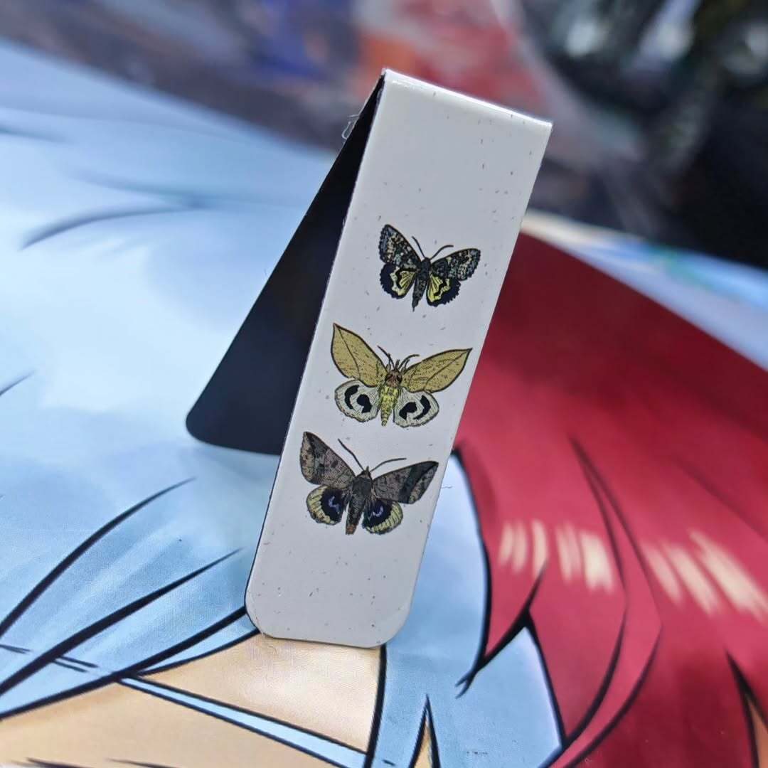 Magnetic Bookmark - alternate view
