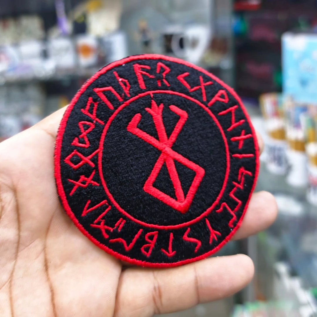 Embroidered patch Berserk 90 x 90 MM - alternate view