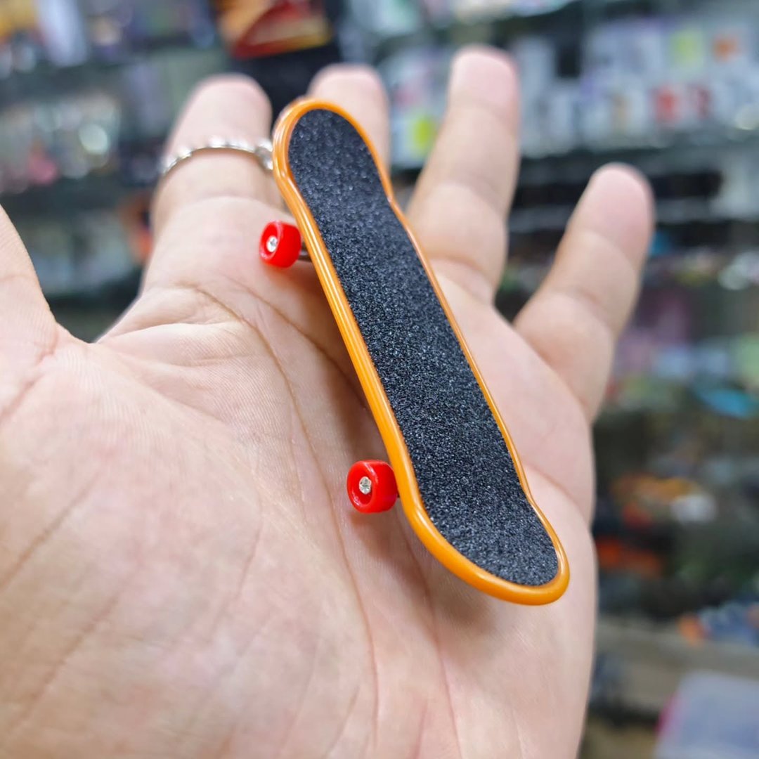 Skateboard Keychain - alternate view