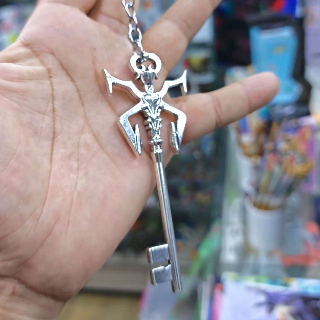 Resident Evil Virus T Keychain - alternate view