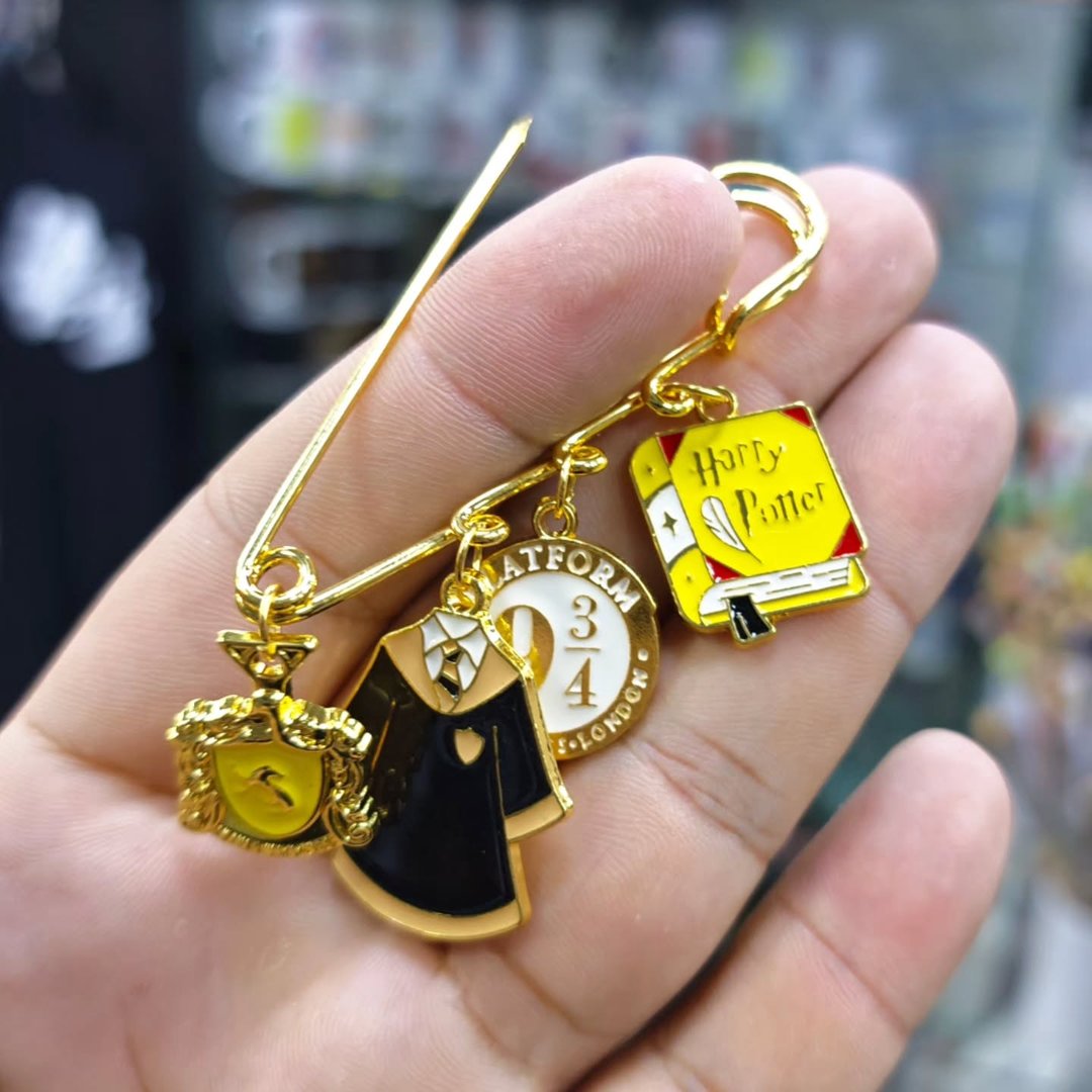 Harry Potter Pins - alternate view