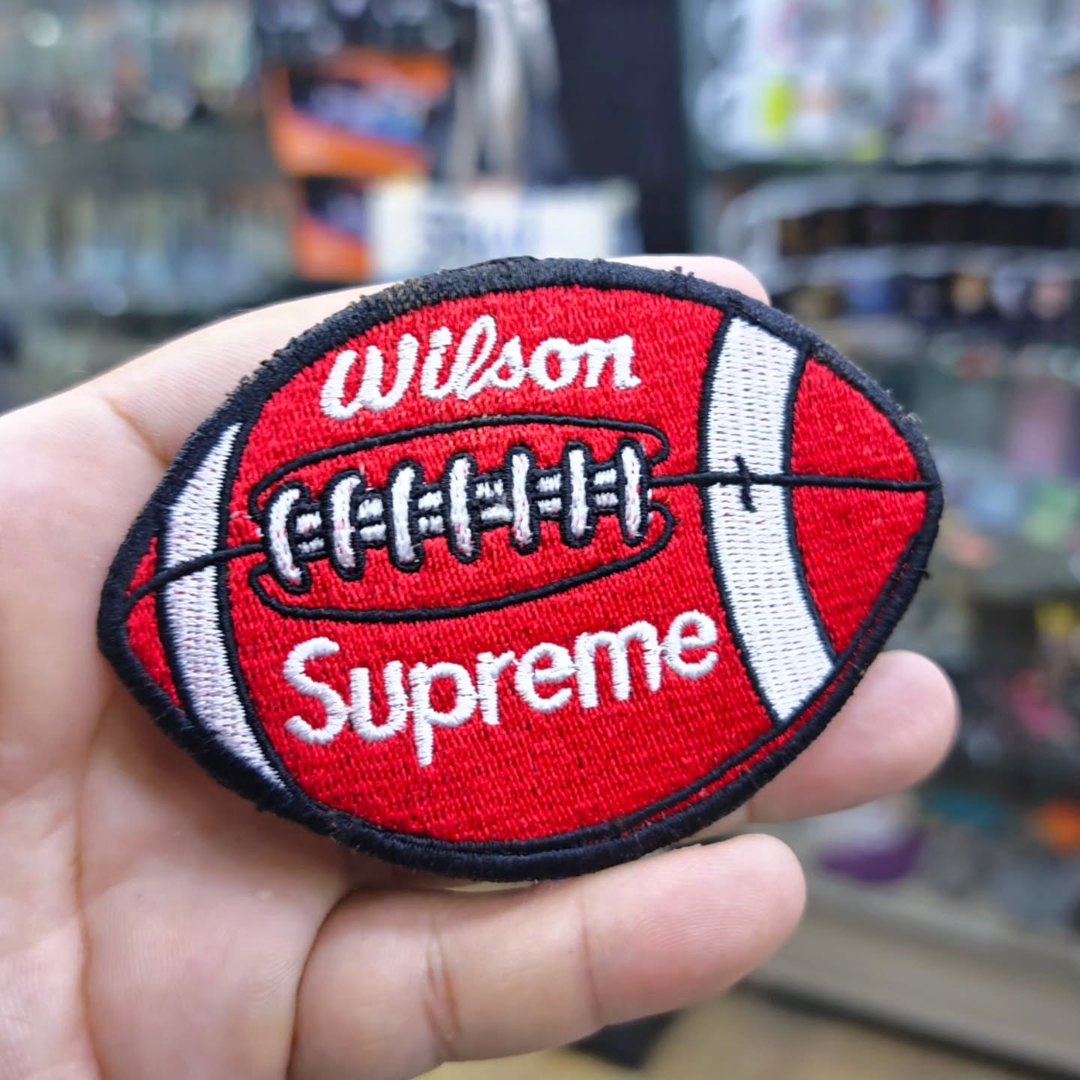 Embroidered Patch Wilson Supreme 70x100 CM - alternate view