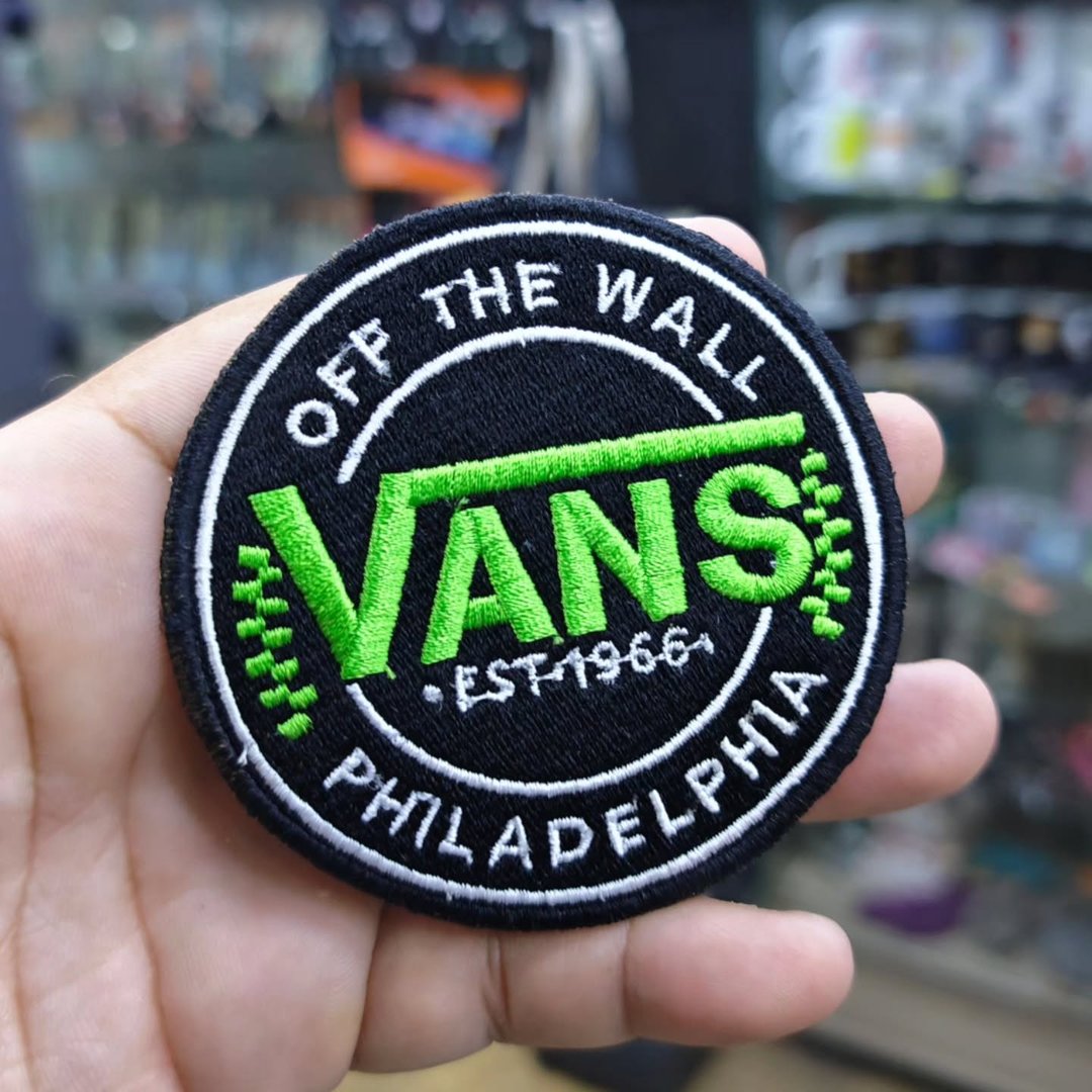Embroidered Patch Vans 85x85 CM - alternate view