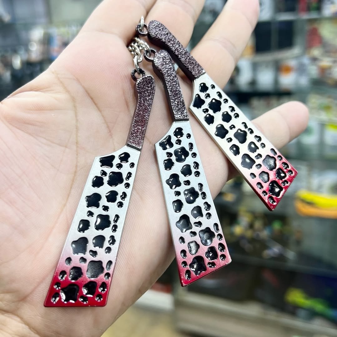 Jujutsu Kaisen Nanami Keychain - alternate view