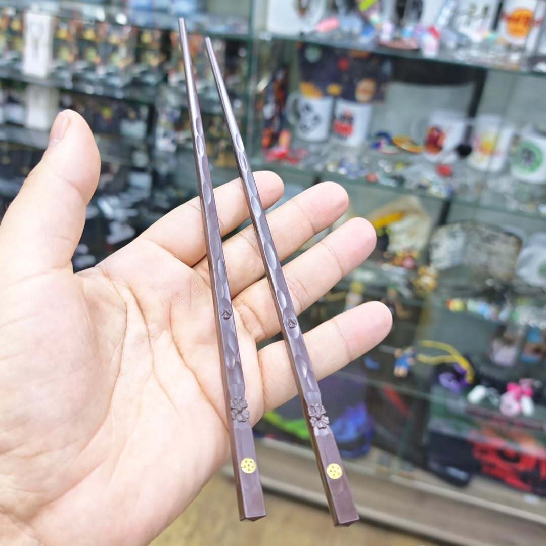 Chinese chopsticks - alternate view