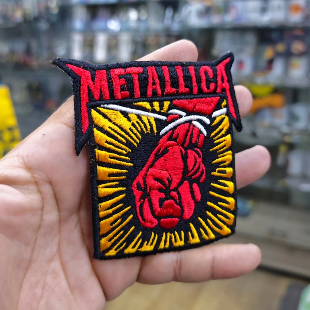 Embroidered Patch Metallica 100 x 95 MM - alternate view