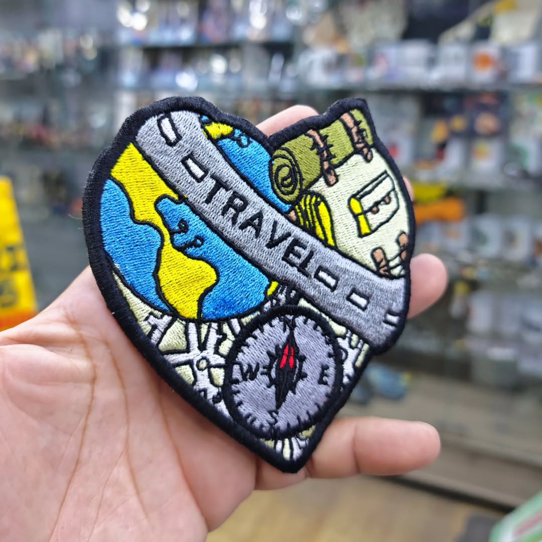 Embroidered Patch Travel Adventure Heart 120 x 110 MM - alternate view