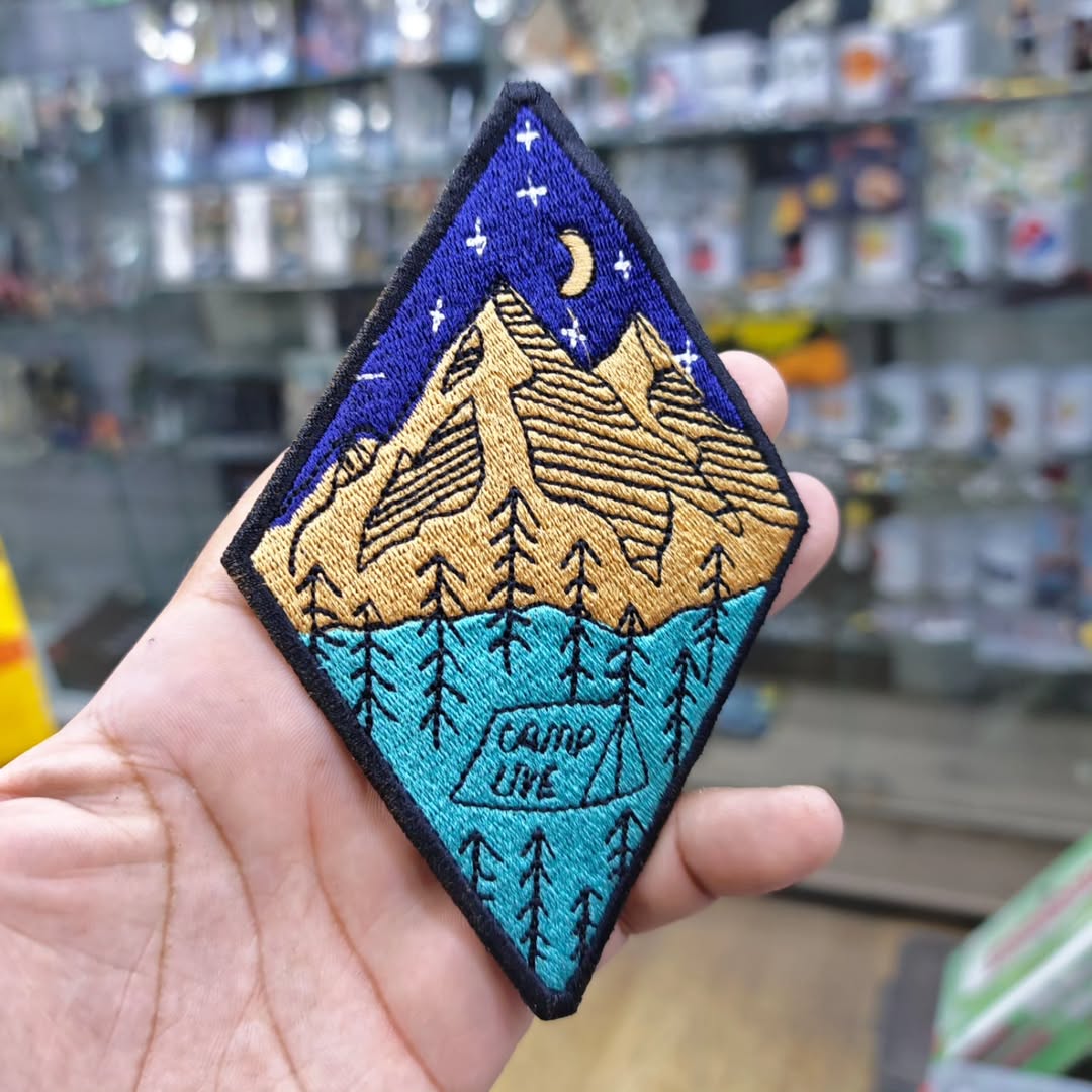 Embroidered Patch Camp Live Travel Adventure 145 x 110 MM - alternate view