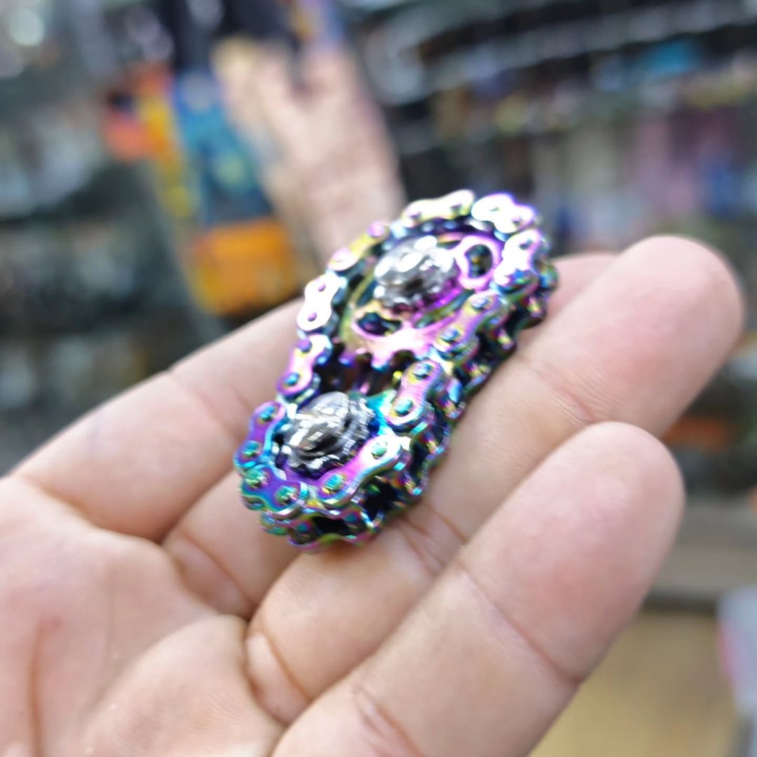 Hand Spinner - alternate view