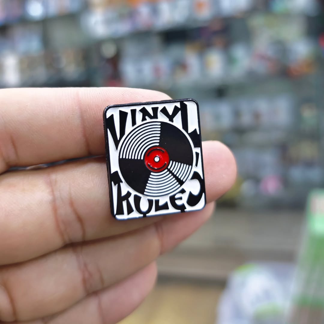 Disk Vynil Old School Pins - alternate view