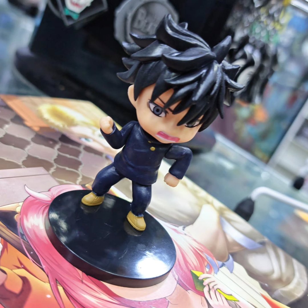 Jujutsu Kaisen Figure - alternate view