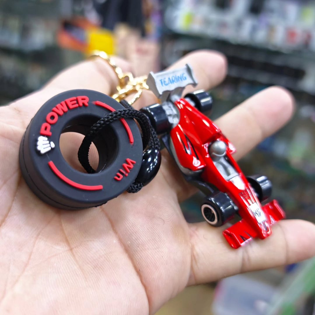 Formula 1 Keyring - alternate view