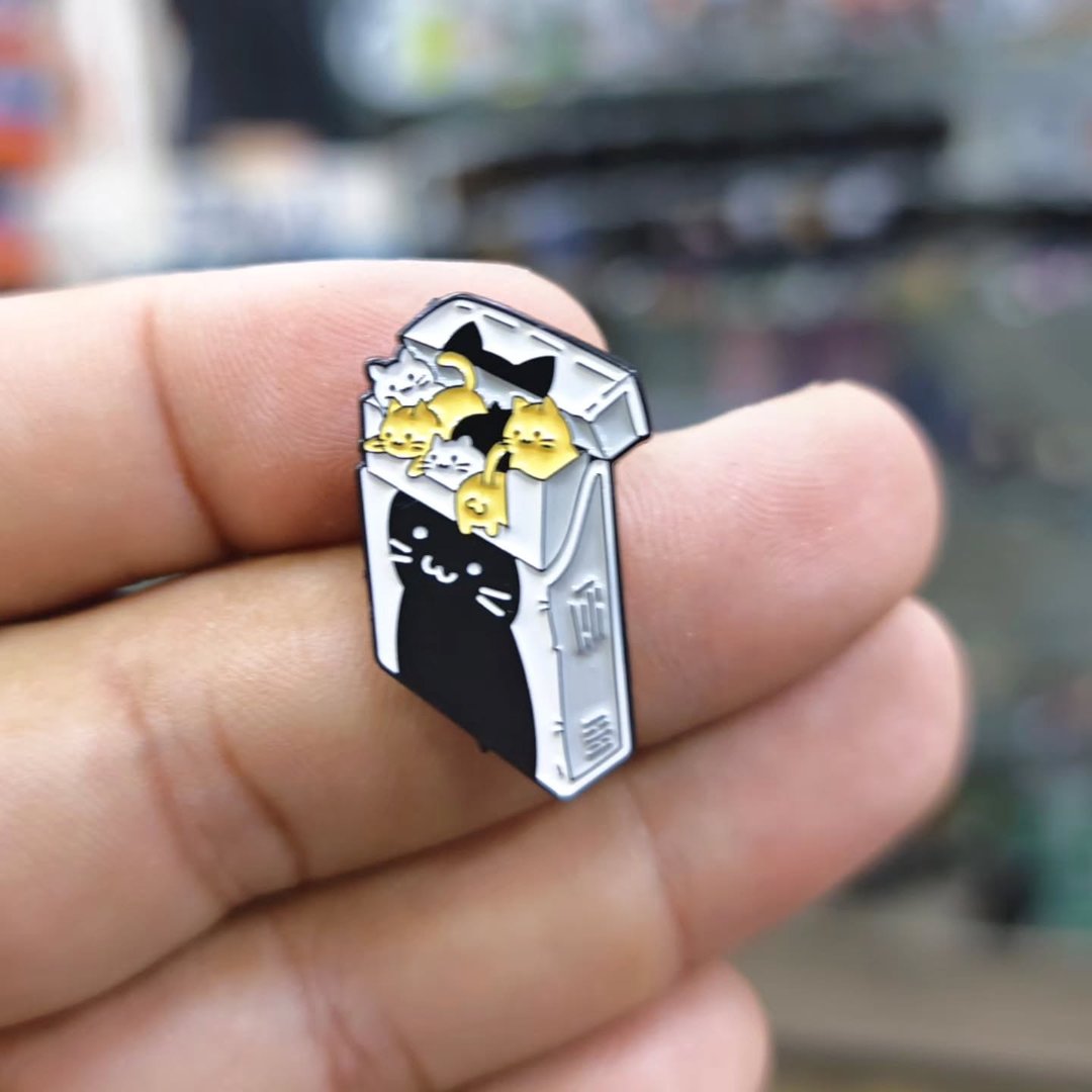 Cat Pack Smoke Pins - alternate view