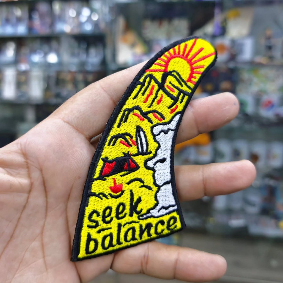 Embroidered Patch Seek Balance 100 x 100 MM - alternate view