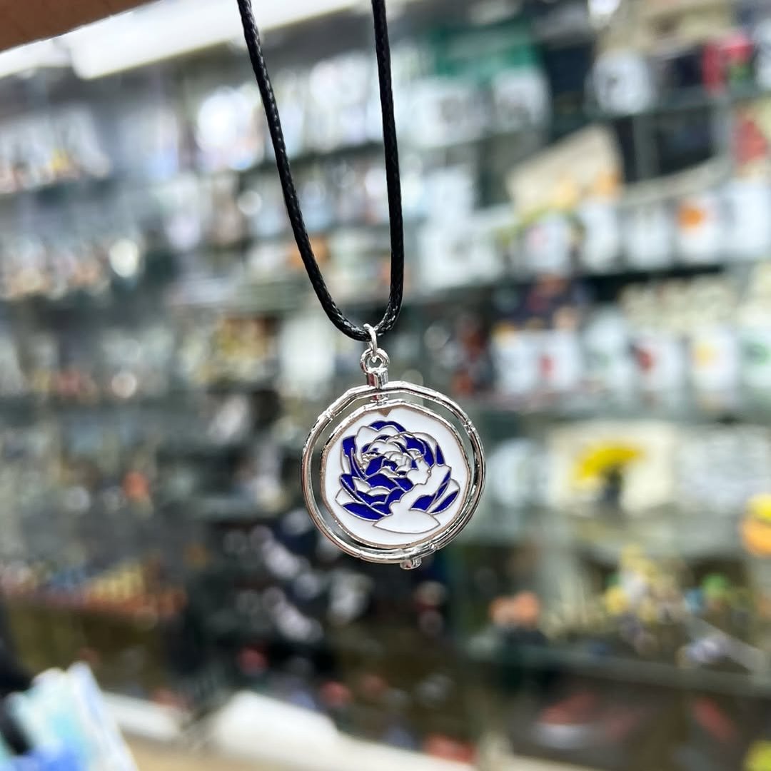 League of Legends Arcane Necklace - alternate view