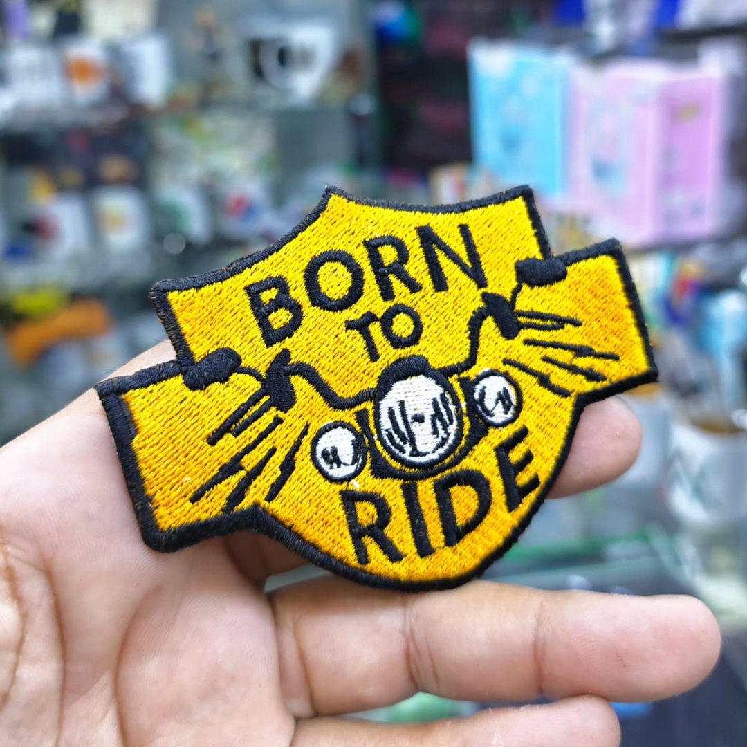 Embroidered Patch Born To Ride 100 x 80 MM - alternate view