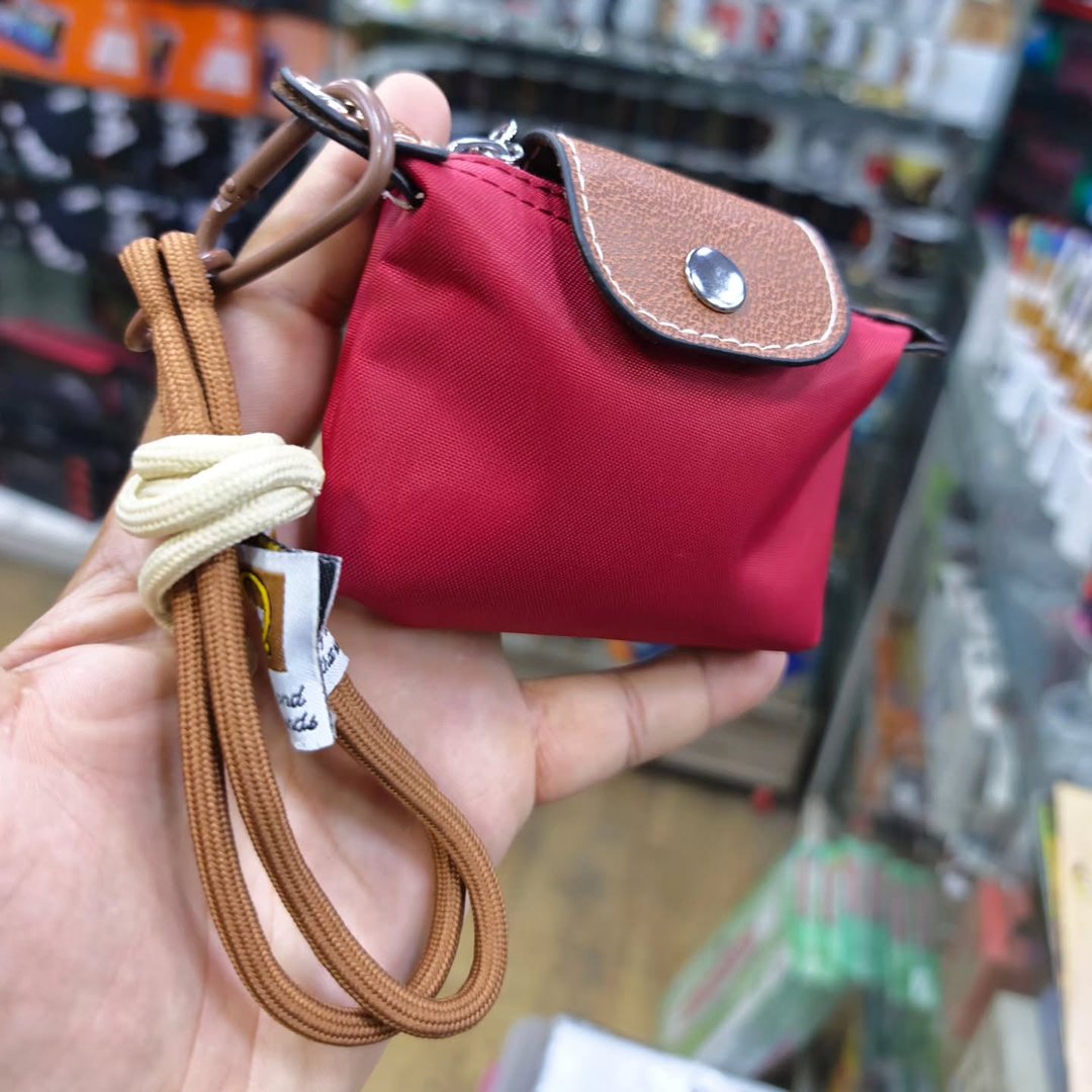 Wallet Woman - alternate view