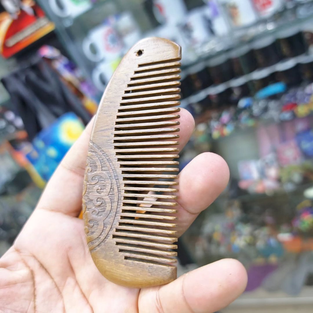 Chinese Wooden Hair Comb - alternate view