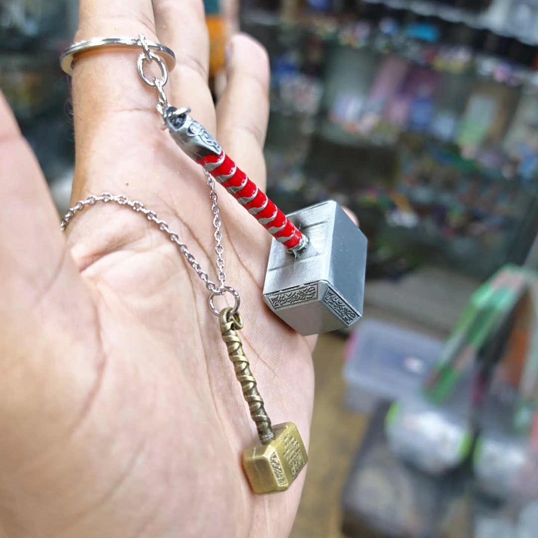 Marvel Avengers Thor Hammer Promotion Pack - alternate view