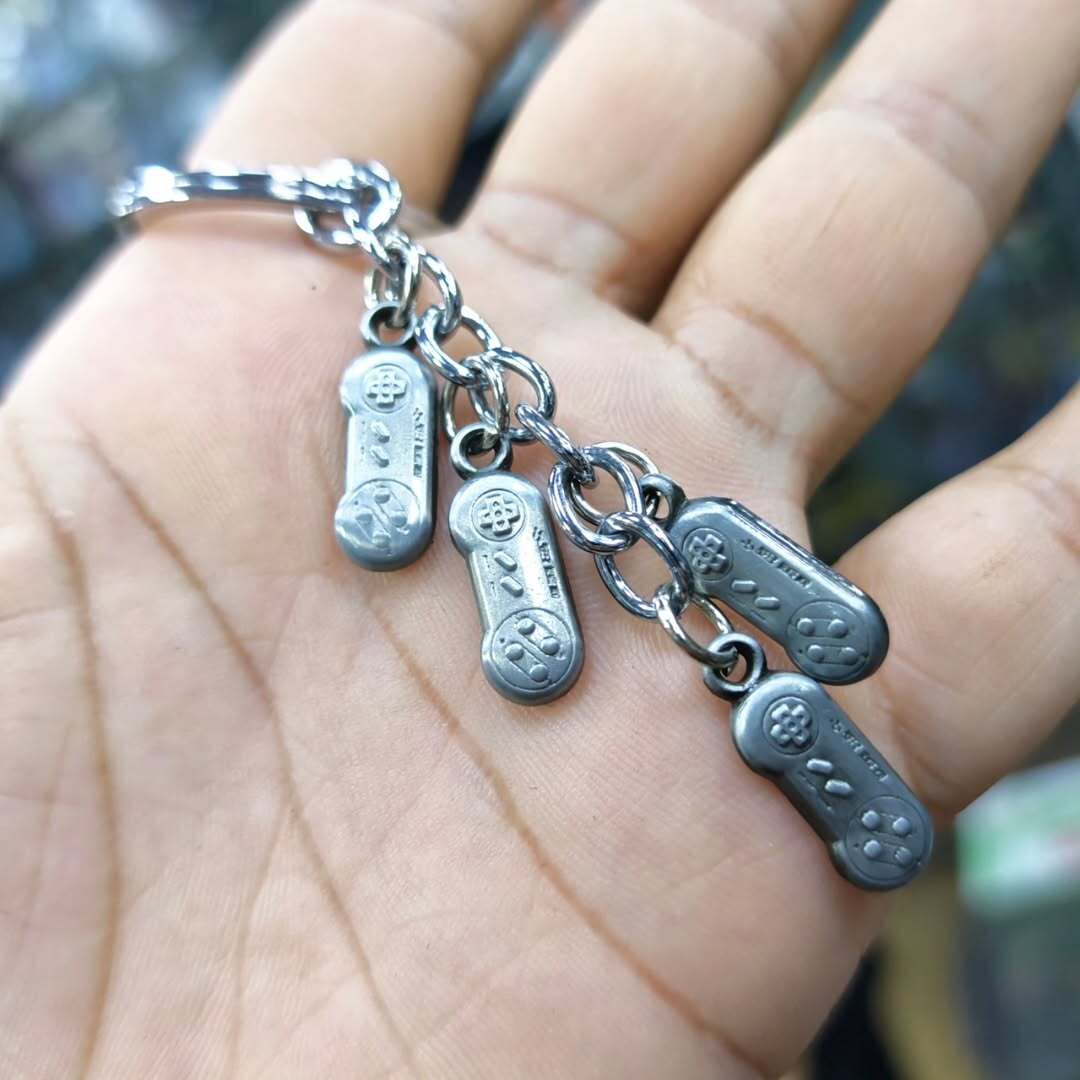 Retro Gaming Keychain - alternate view