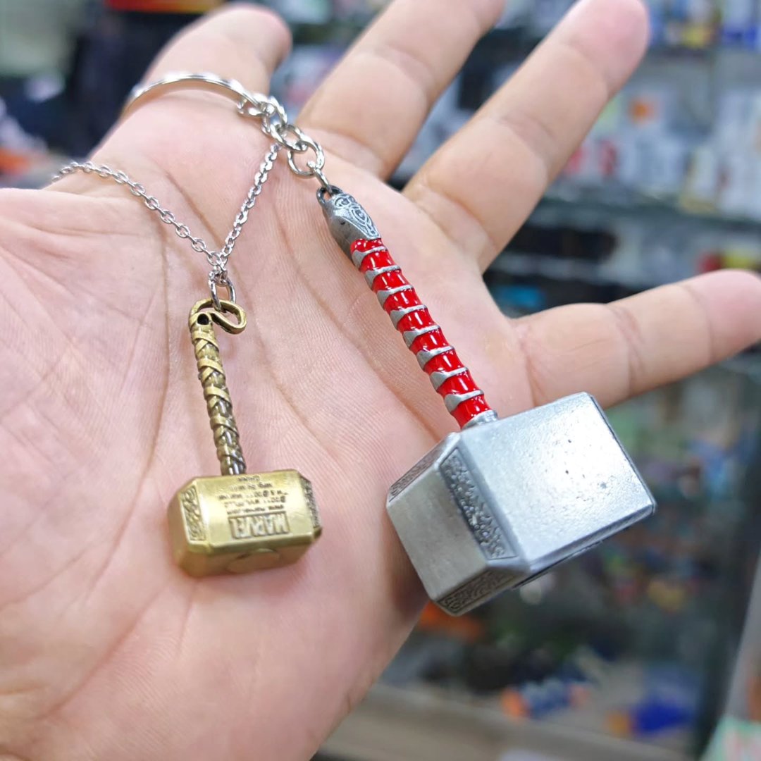Marvel Thor's Hammer Promotion Pack - Keychain