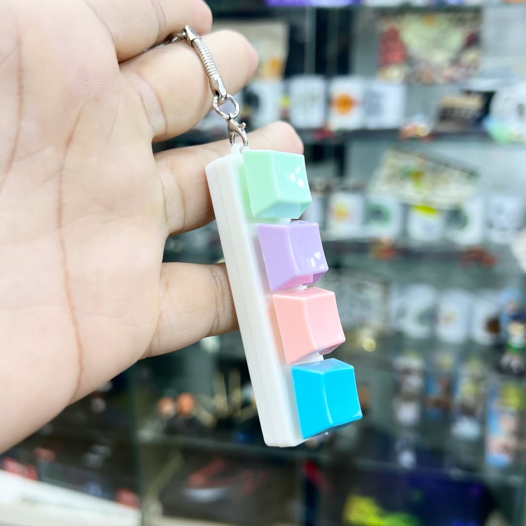 Anti-Stress Keyboard Keychain - Keychain