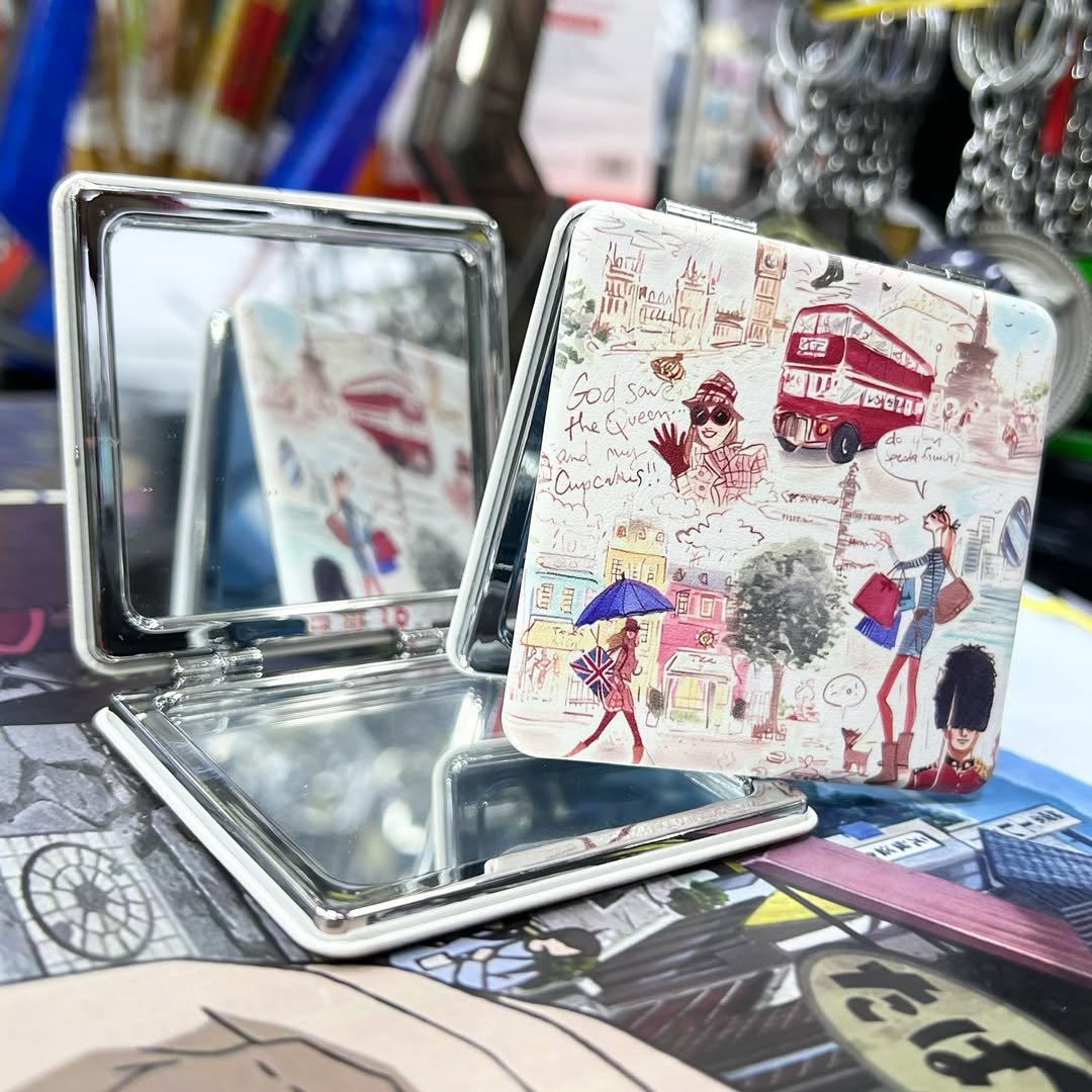 Pocket Mirror #114 - Mirror