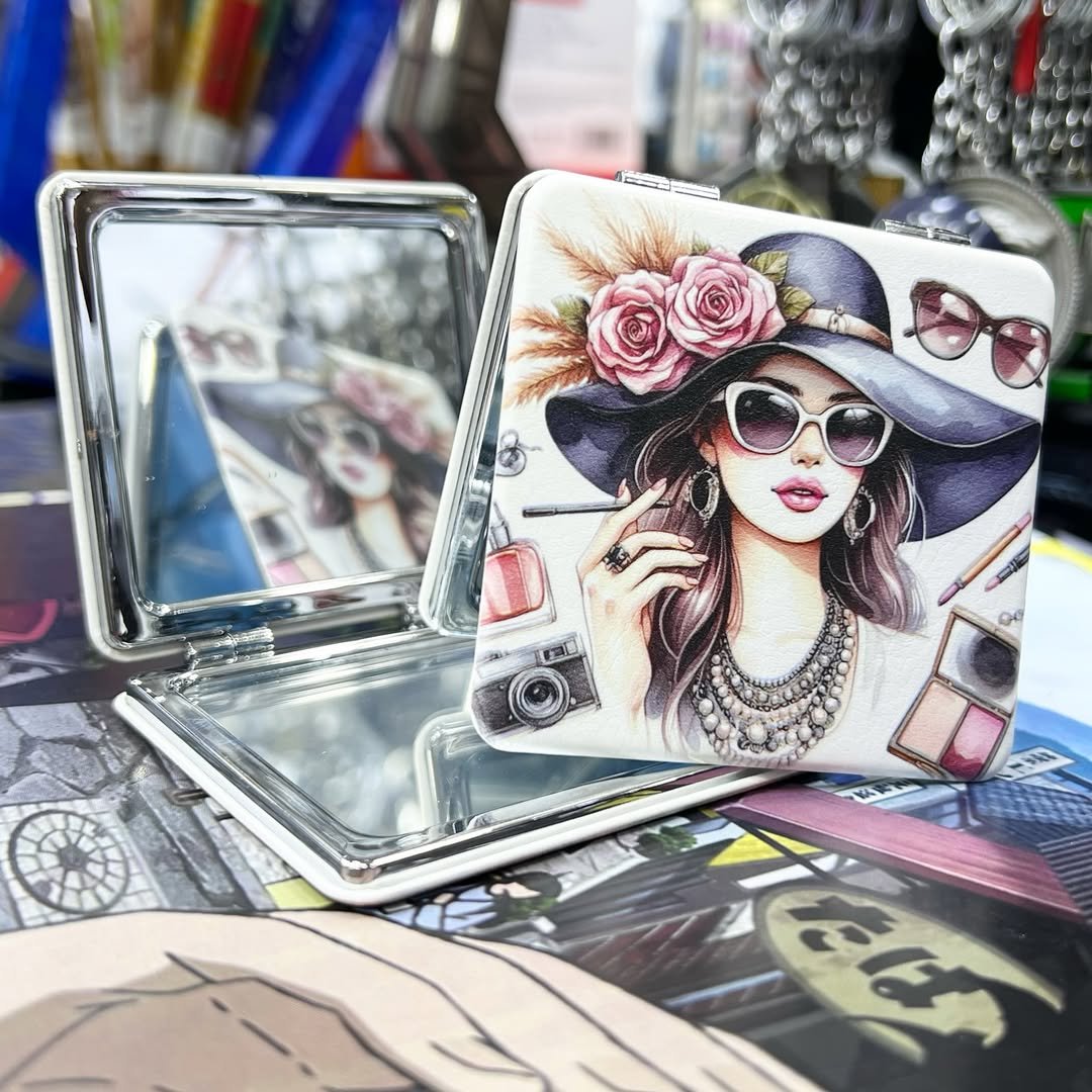 Pocket Mirror #112 - Mirror