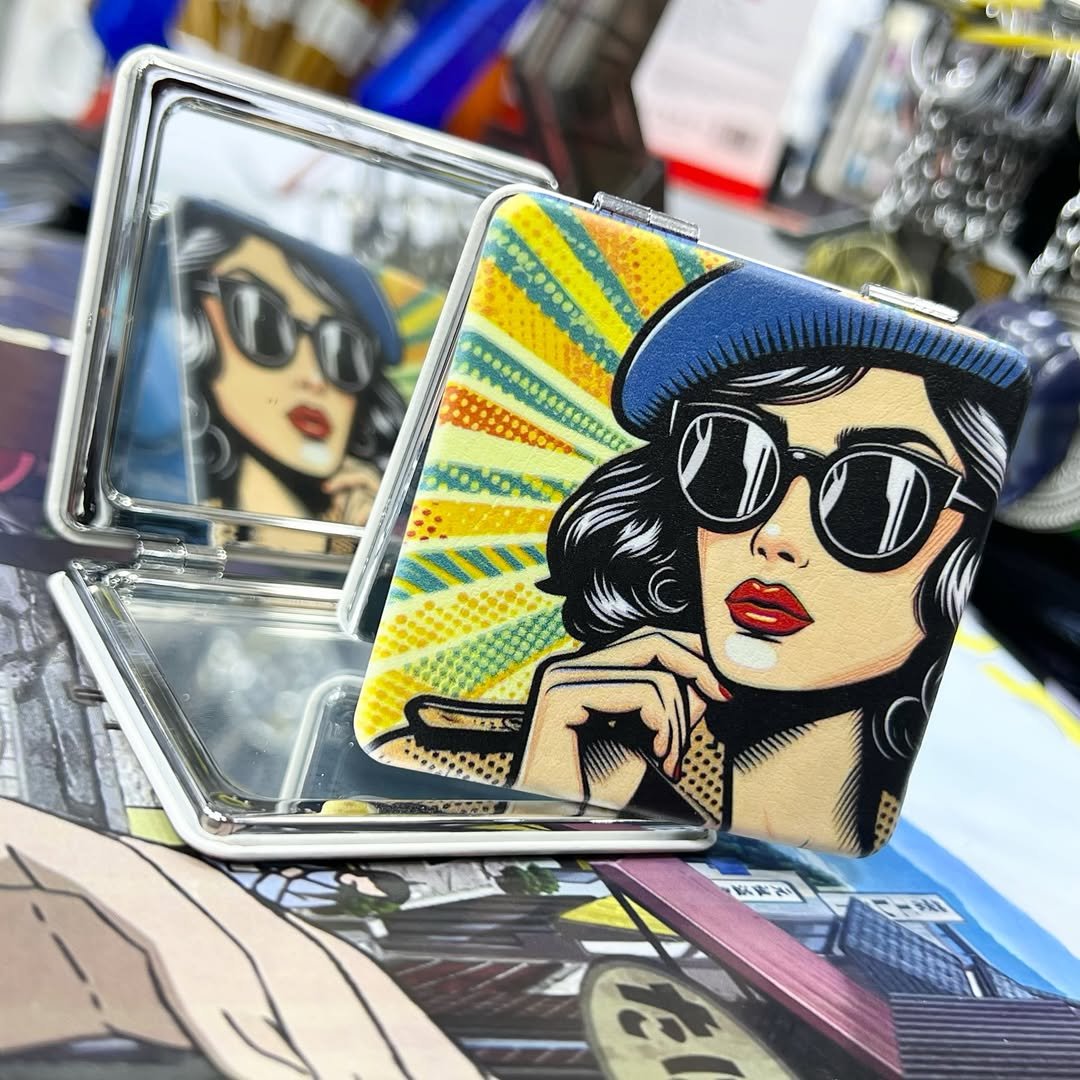 Pocket Mirror #111 - Mirror