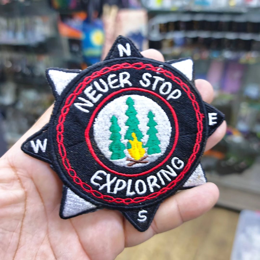 Embroidered Patch Never Stop Exploring 115 x 120 MM - Embroidered Patch