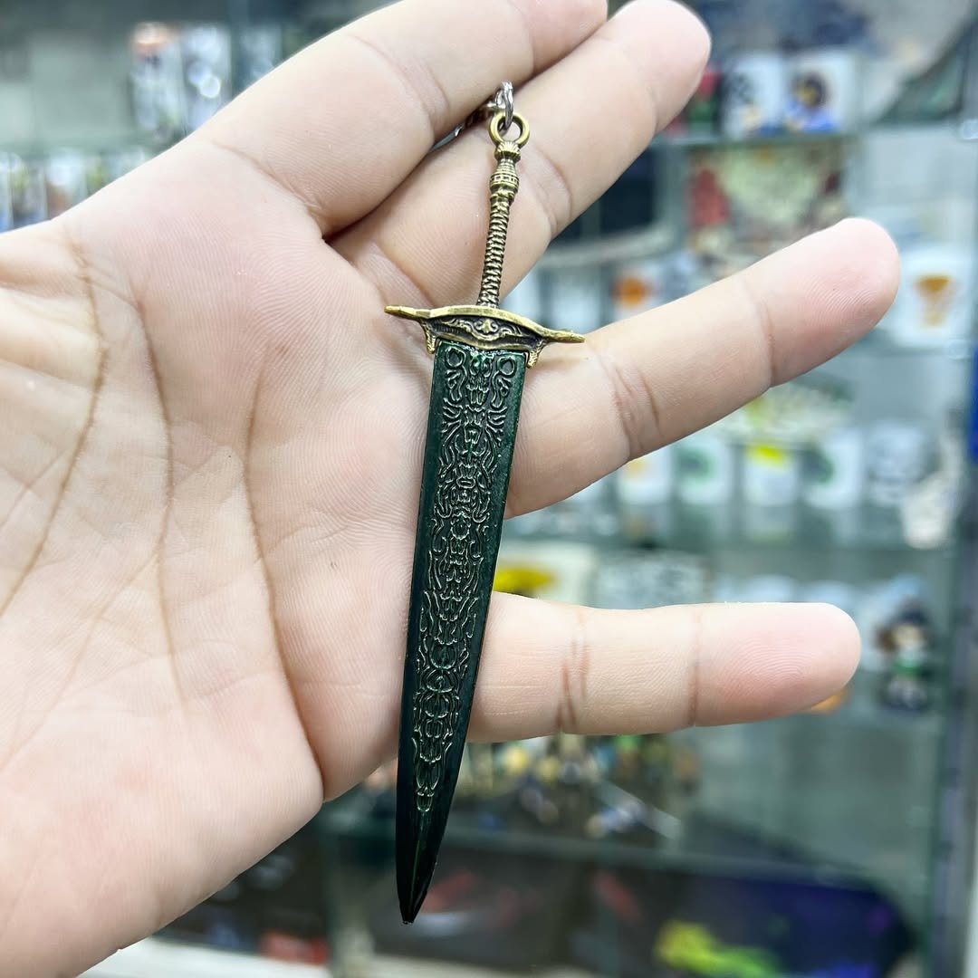 Elden Ring Keychain - Keychain