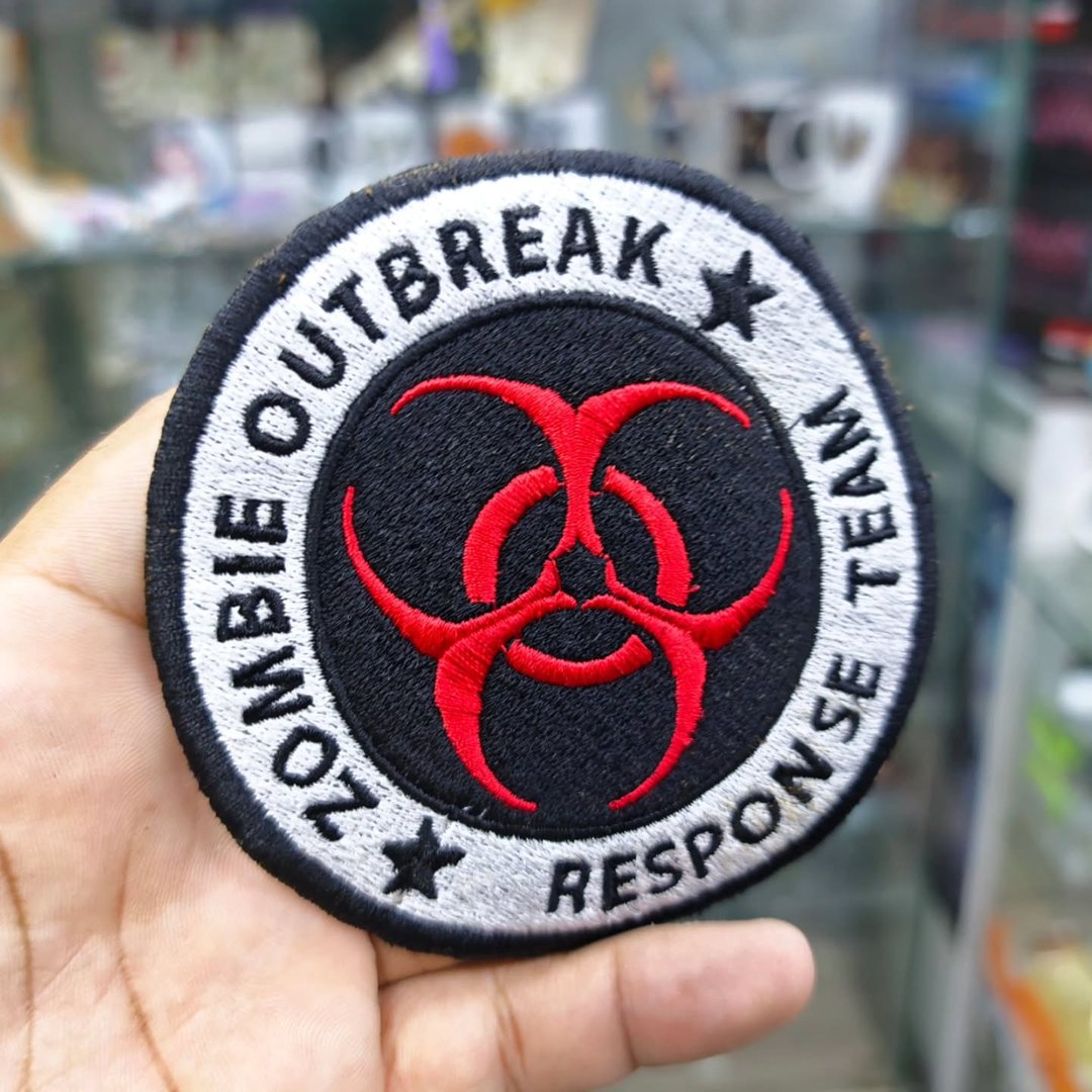 Embroidered Patch Zombie Outbreak 105 x 105 MM - Embroidered Patch