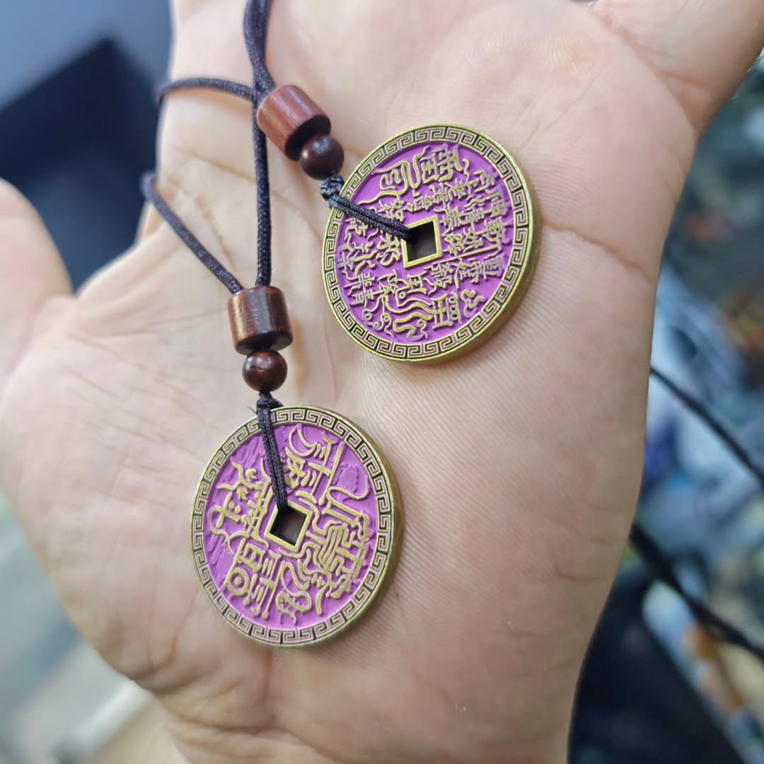 Chinese Necklace - Necklace
