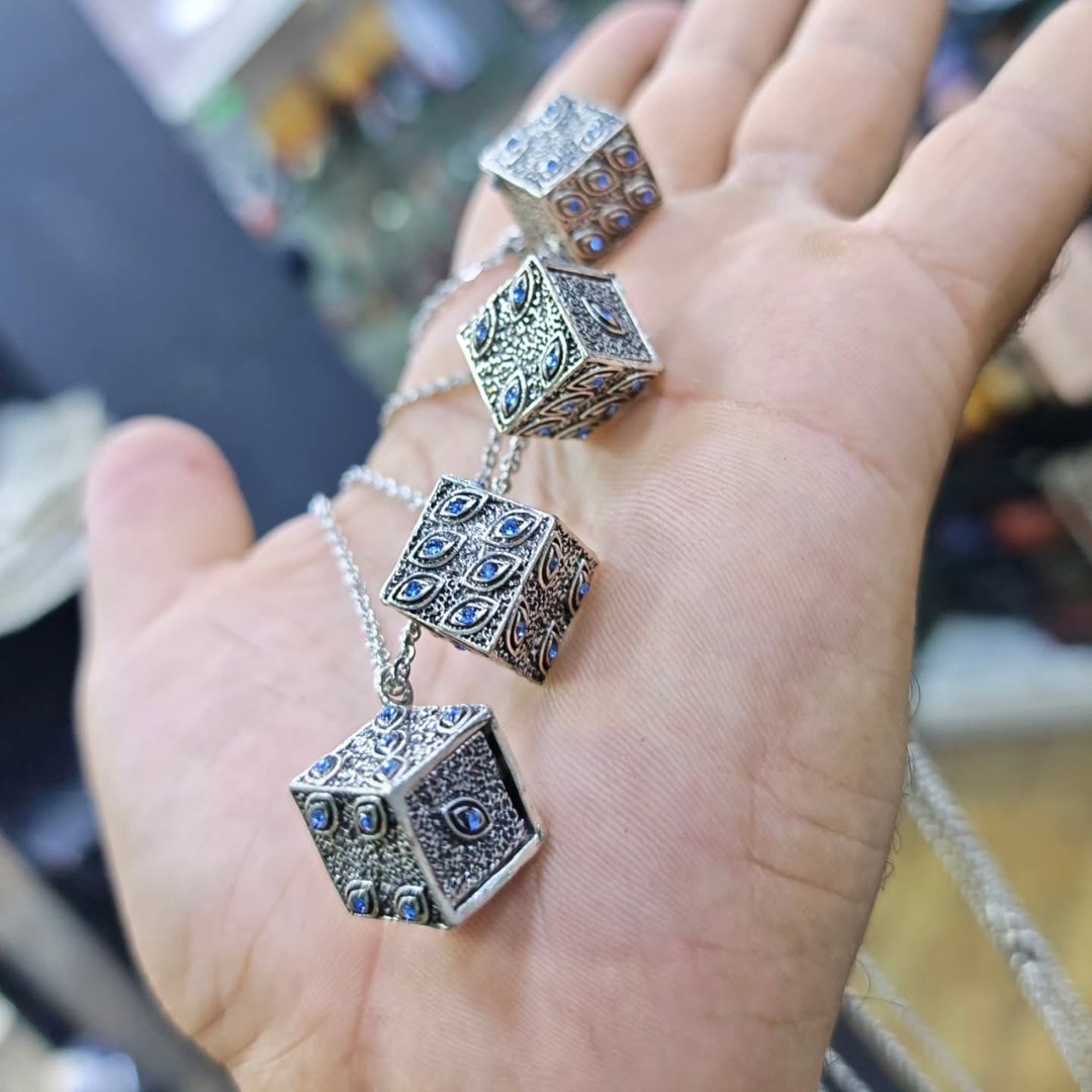 Jujutsu Kaisen Necklace - Necklace