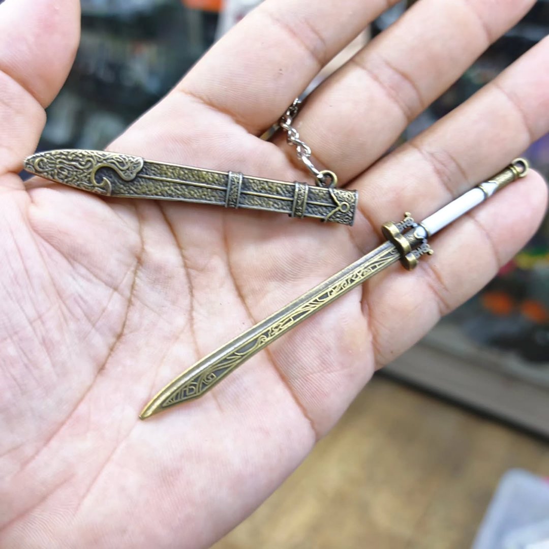 Katana Keychain - Keychain