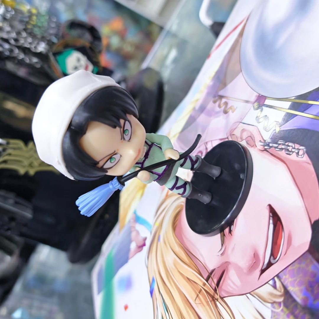 Attack On Titans Figurines - Figurines