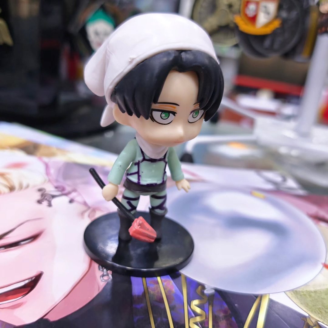 Attack On Titans Figurines - Figurines