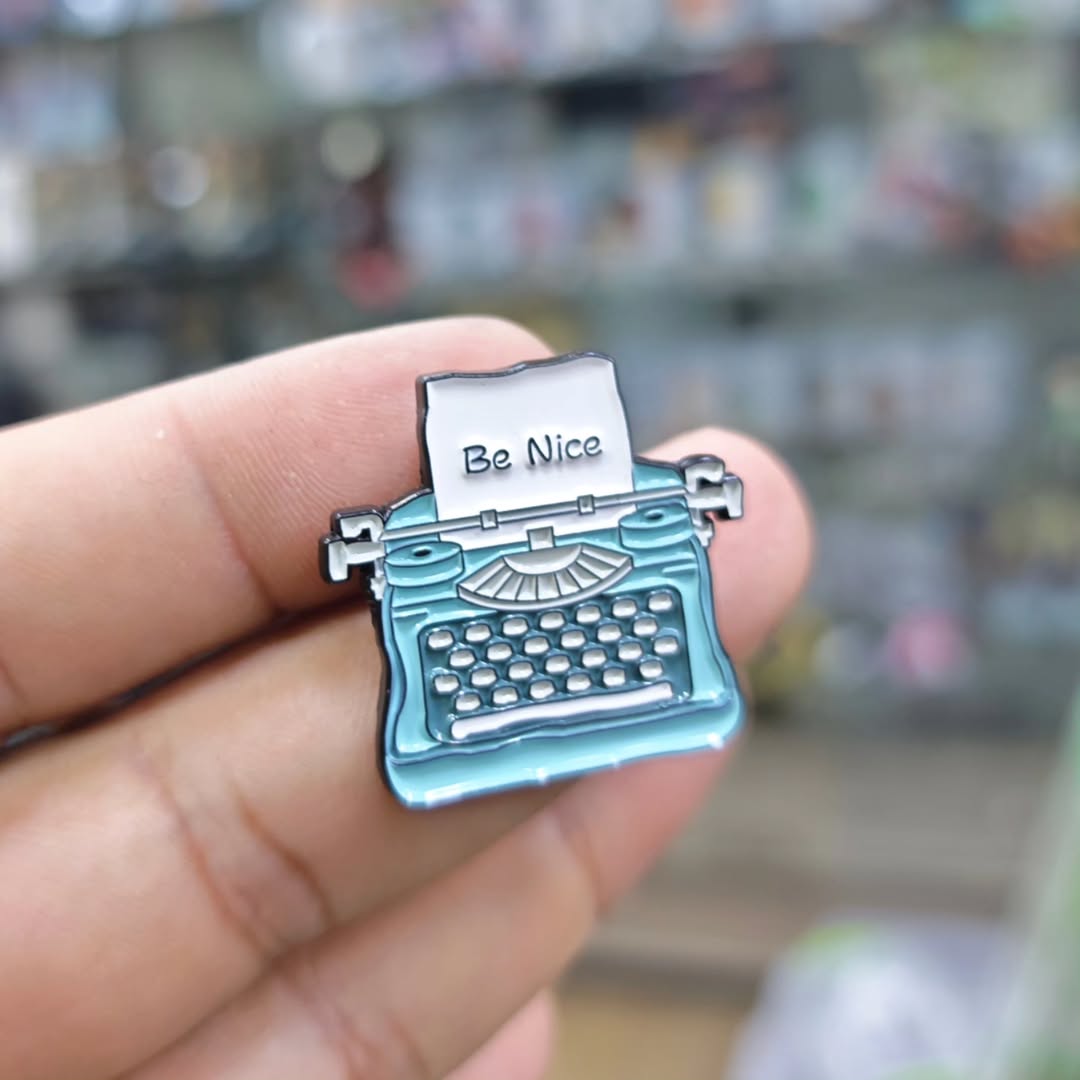 Typist Be Nice Pins - Metal Pins