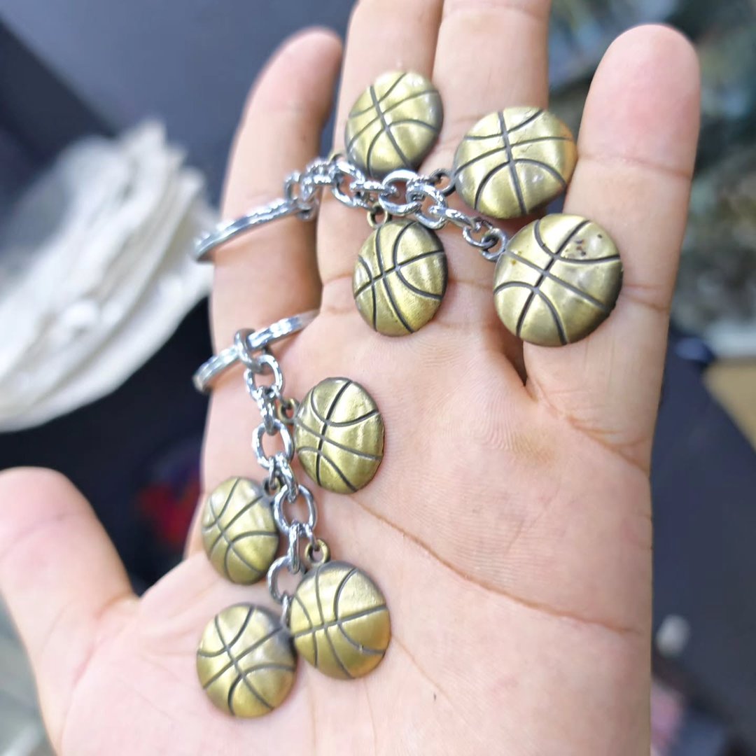 Kuroko No Basket Keychain - Keychain